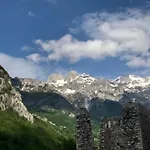 B&B Bujtina Pllumi 세스