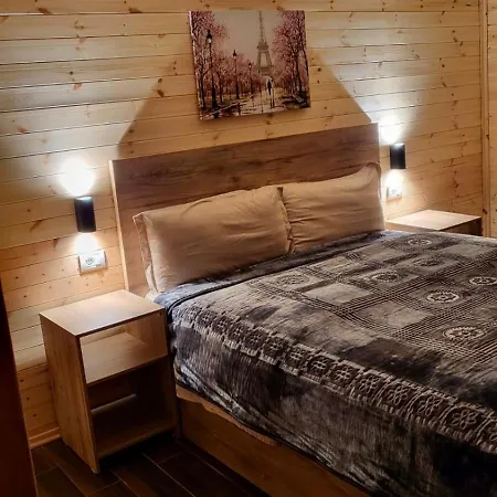 Bed & Breakfast Bujtina Pllumi Theth