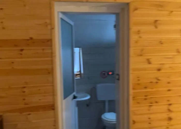 Bujtina Pllumi 3* Theth