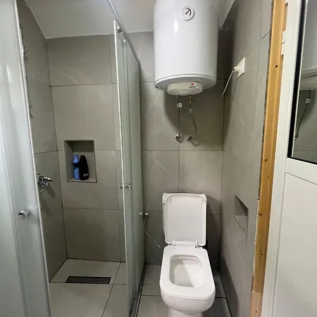 Bujtina Pllumi 3*