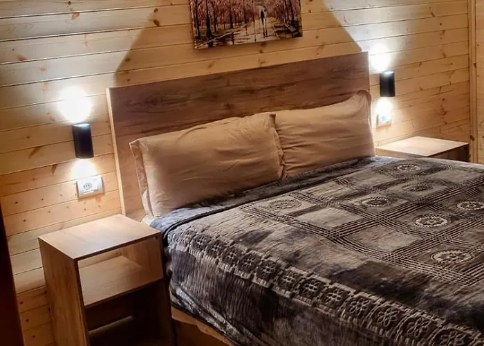 Bed & Breakfast Bujtina Pllumi Theth