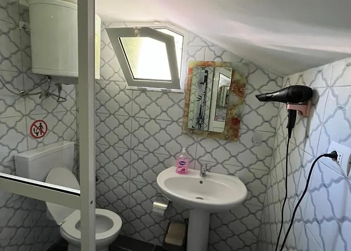 Bujtina Pllumi 3* Theth